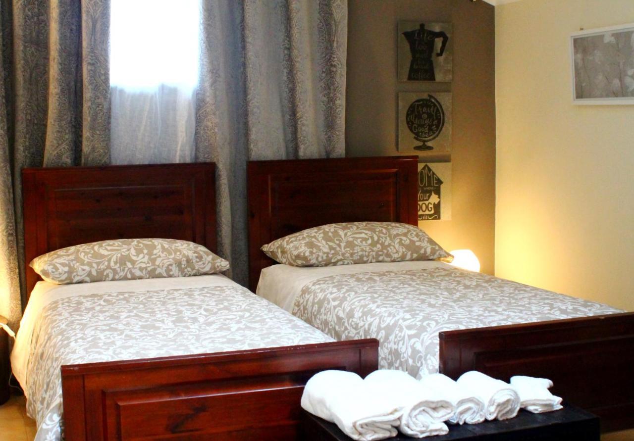 La Casa Di Neh Villa Rivalba Luaran gambar